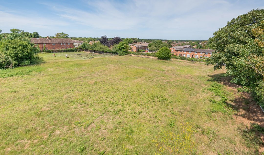 Holland House Stables, Newmarket